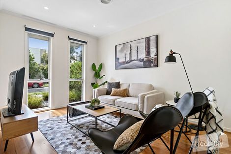 Property photo of 4 Beaurepaire Parade Footscray VIC 3011