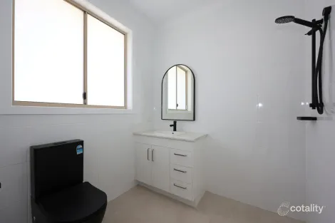 Property photo of 6/10 Eveline Street Gracemere QLD 4702