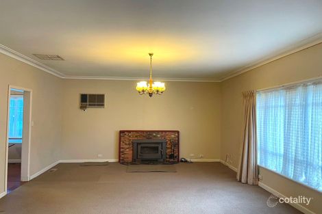 Property photo of 28 Mandowie Crescent Croydon VIC 3136