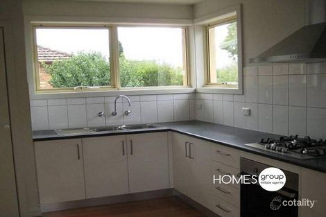 Property photo of 1/81 Leonard Avenue St Albans VIC 3021