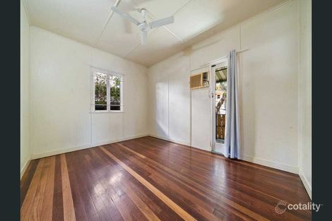 Property photo of 4 Harold Street Bundamba QLD 4304