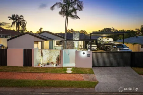 Property photo of 173 Ron Penhaligon Way Robina QLD 4226