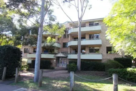 2/237-239 Targo Rd, Toongabbie, NSW 2146