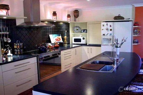 Property photo of 13 Haase Place Bellbowrie QLD 4070