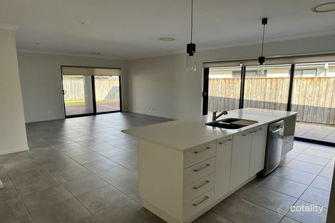 Property photo of 2 Portmarnock Close Medowie NSW 2318