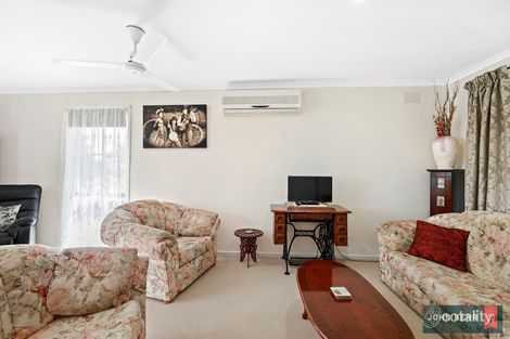 Property photo of 10 Smallburn Avenue Newborough VIC 3825
