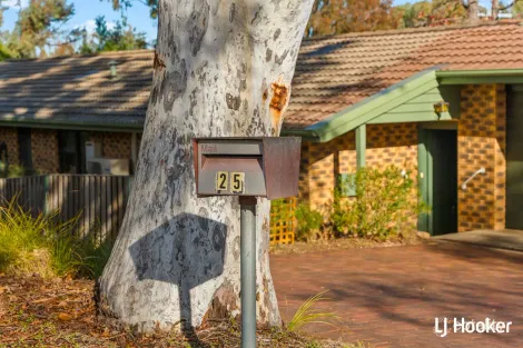 Property photo of 25 Osburn Drive Macgregor ACT 2615