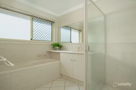 Property photo of 1 Beverley Close Middle Ridge QLD 4350
