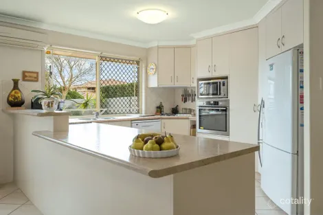 Property photo of 1 Beverley Close Middle Ridge QLD 4350
