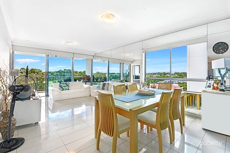 Property photo of 406/11 Compass Drive Biggera Waters QLD 4216