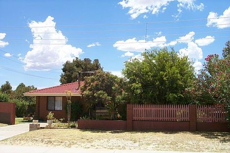 27 Duri St, Armadale, WA 6112