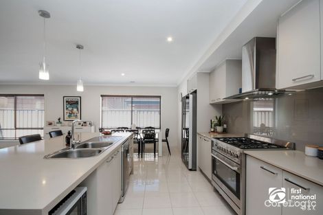 Property photo of 4 Quadrant Drive Fraser Rise VIC 3336