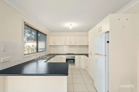 Property photo of 2/36 Devonshire Crescent Oak Flats NSW 2529