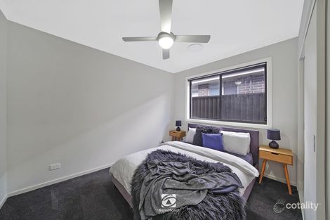 Property photo of 4 Norfolk Boulevard Spring Farm NSW 2570