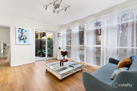 Property photo of 2/13 Young Street Albert Park VIC 3206