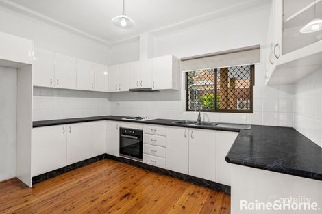 Property photo of 12 Lynwen Crescent Banksia NSW 2216