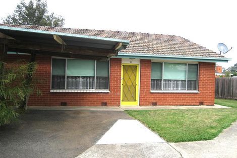 4/1 Charles St, Pakenham, VIC 3810