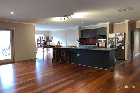 Property photo of 8 Transit Place Tarneit VIC 3029