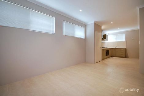 Property photo of 4/21 Oriole Way Tapping WA 6065