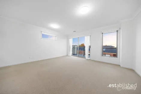 Property photo of 26 Kittyhawk Road Point Cook VIC 3030