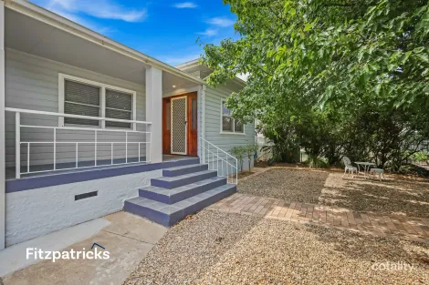 302 Lake Albert Rd, Kooringal, NSW 2650