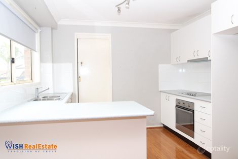 Property photo of 4/16 Kurrajong Road Casula NSW 2170