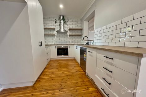 Property photo of 33 Hills Street Young NSW 2594