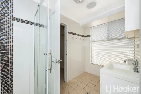 Property photo of 26 Mangles Street Warnbro WA 6169