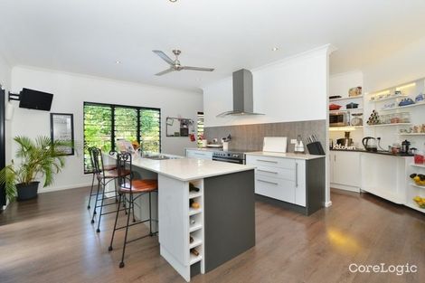 Property photo of 2 Lillian Road Palm Cove QLD 4879