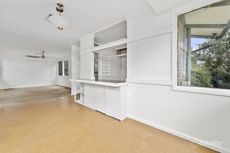 Property photo of 6 Cheeke Place Latham ACT 2615
