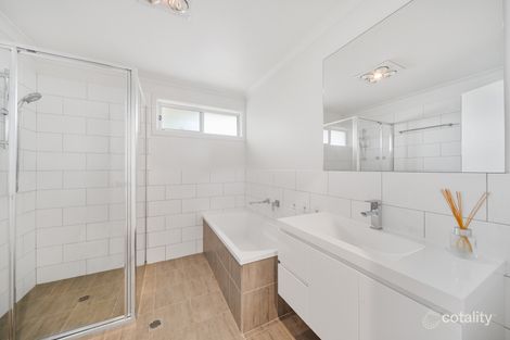 Property photo of 11 Dorrie Crescent Moncrieff ACT 2914