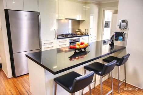 Property photo of 3 Hermitage Circle Cessnock NSW 2325