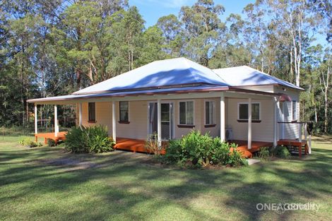 Property photo of 22 Hillview Drive Yarravel NSW 2440