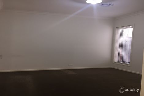 32 Freemont Cct, Truganina, VIC 3029