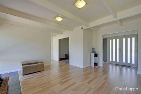 Property photo of 30 Cranwell Crescent Hazelwood North VIC 3840