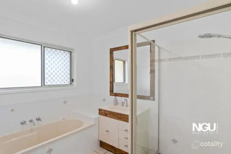 Property photo of 10 Jimba Road Lockyer Waters QLD 4311