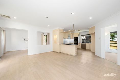 4 Aruba Pl, Eatons Hill, QLD 4037