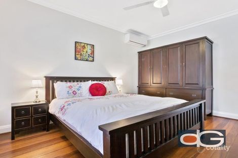 Property photo of 42 Oldham Crescent Hilton WA 6163