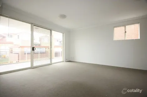 Property photo of 31/221A Waterworth Drive Mount Annan NSW 2567