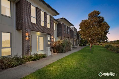 8 Peppermint Row, Officer, VIC 3809