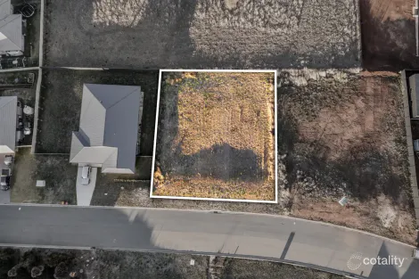 Property photo of 7 St Vincent Welsh Way Blayney NSW 2799