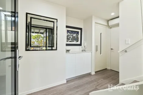 Property photo of 2/9 Trikala Place Tranmere TAS 7018