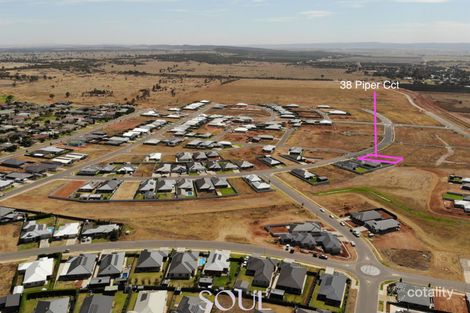 38 Piper Cct, Griffith, NSW 2680