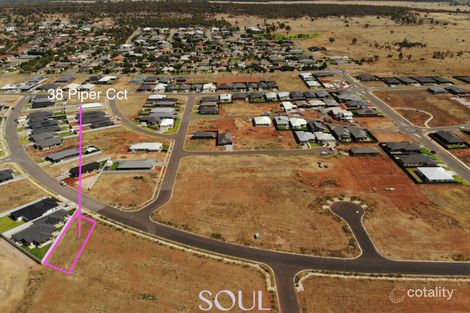 Property photo of 38 Piper Circuit Griffith NSW 2680