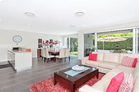 Property photo of 7 Waterstone Crescent Bella Vista NSW 2153