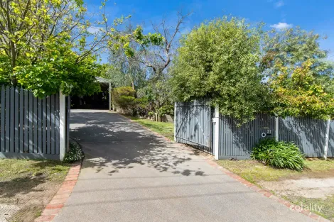 37 Wynnstay Rd, Mount Eliza, VIC 3930