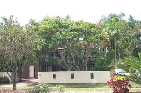 132 Sunshine Bvd, Mermaid Waters, QLD 4218