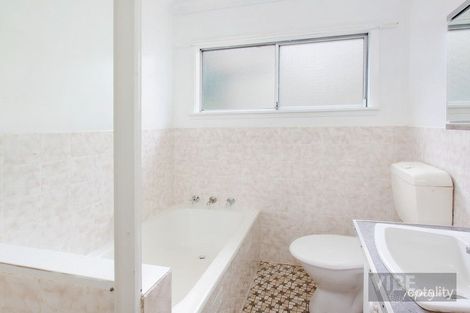 Property photo of 2/11 Copeland Street Richmond NSW 2753