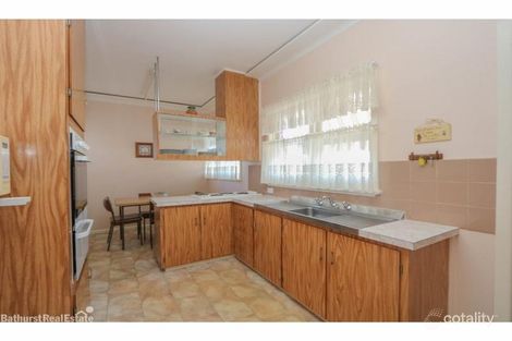 Property photo of 16 Vine Street South Bathurst NSW 2795