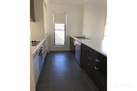 Property photo of 32 Ellem Drive Chinchilla QLD 4413